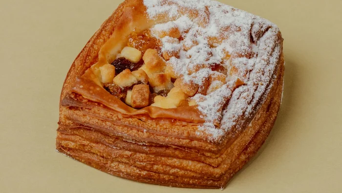 Apple Crumble Danish 蘋果丹麥酥